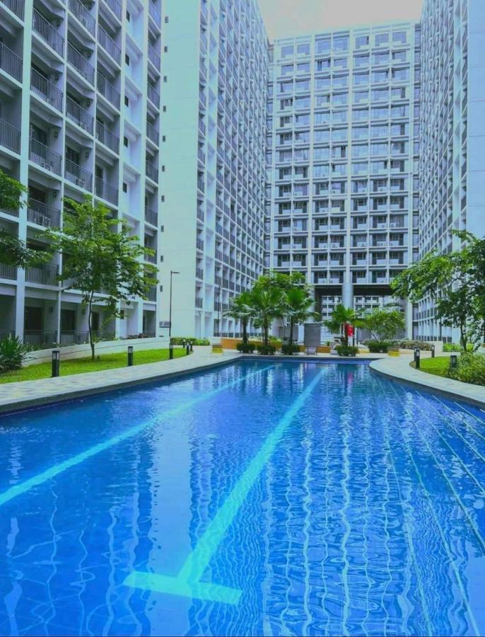 Deluxe Suites Razelles 2 At Shore 2 Residences Tower 1 Pasay Luaran gambar